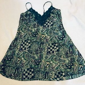 Victoria’s Secret Green Slip